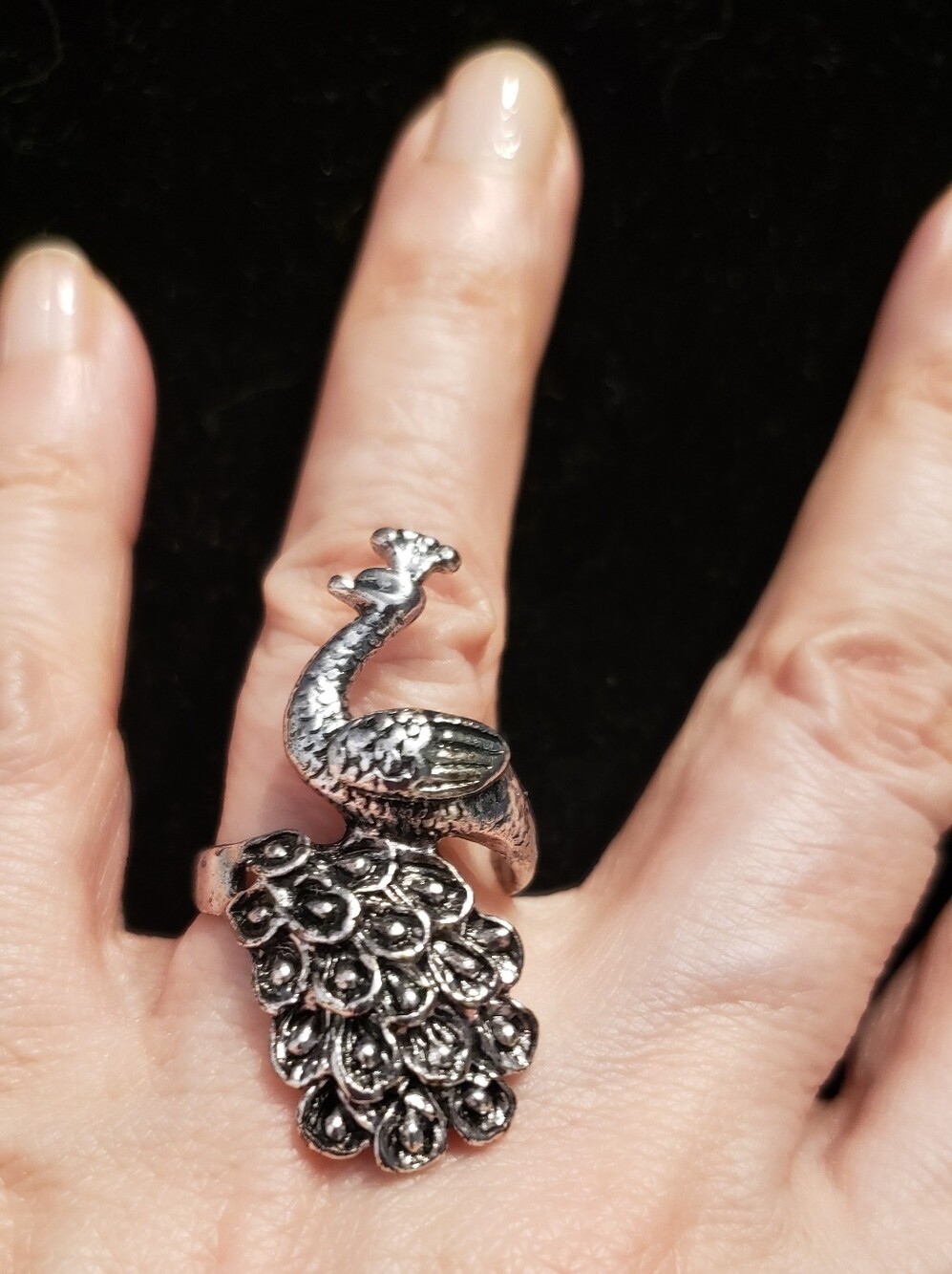 NEW 🦚 Peacock Ring, Size 11, Silvertone, Kitschy, Quirky, Unusual Unisex